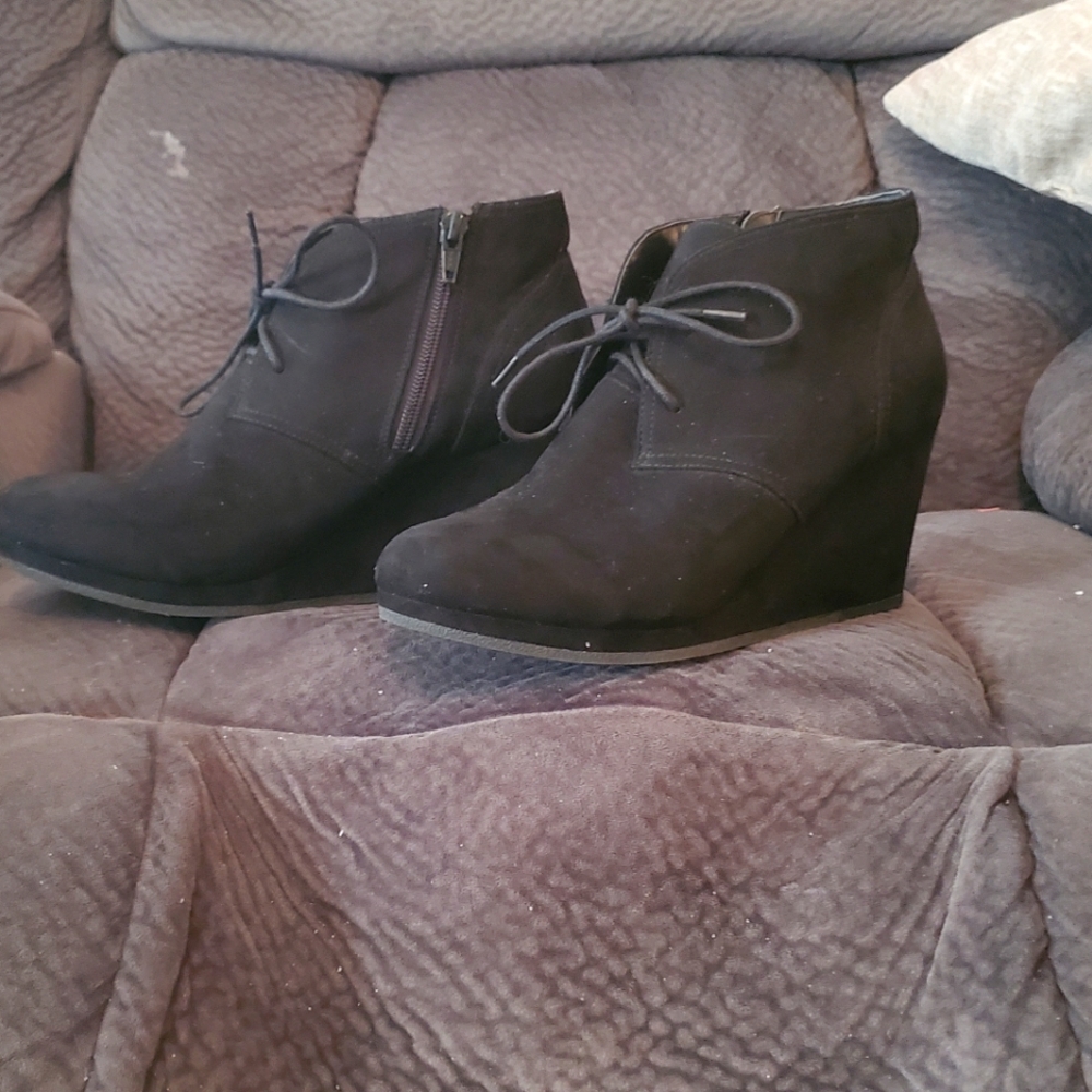 Wedge booties by Universal threads